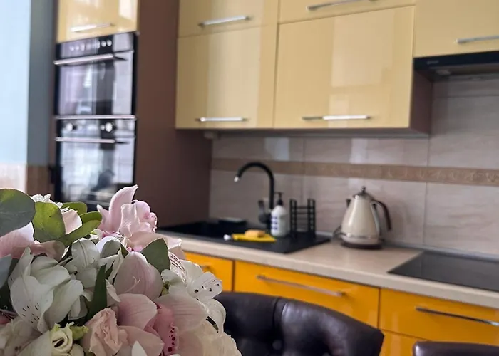Exclusive Apartment Chmielna Street 95M2