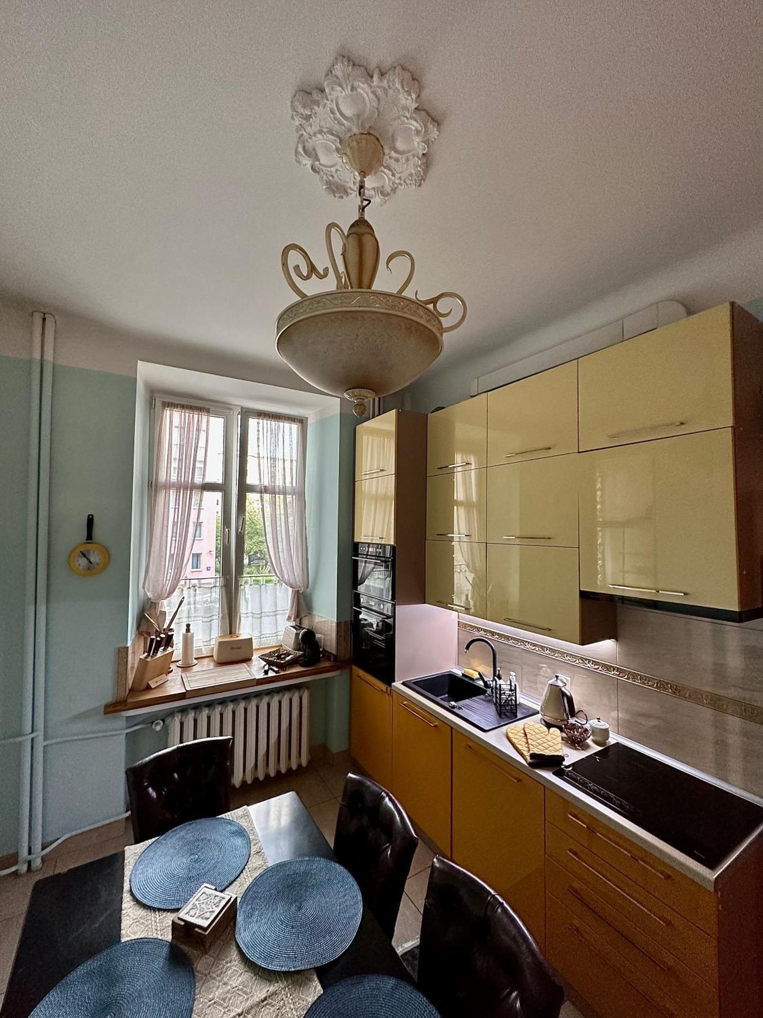 Exclusive Chmielna Street 95m2 Leilighet