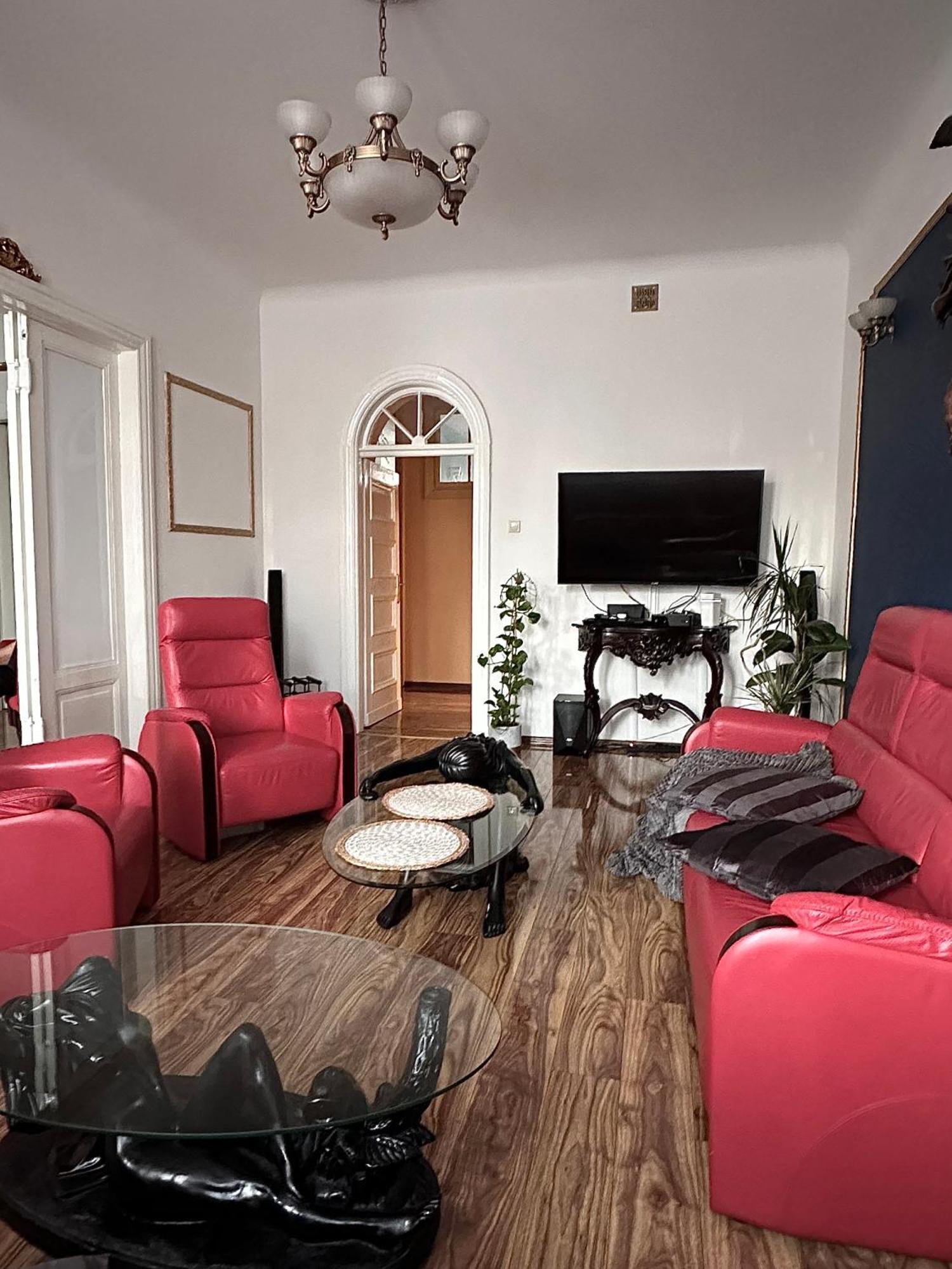 Exclusive Chmielna Street 95m2 * Warsaw